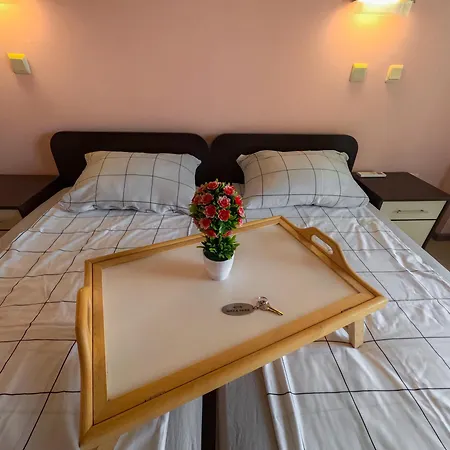Summer Breeze Park - Nikea Park Complex Apartment *